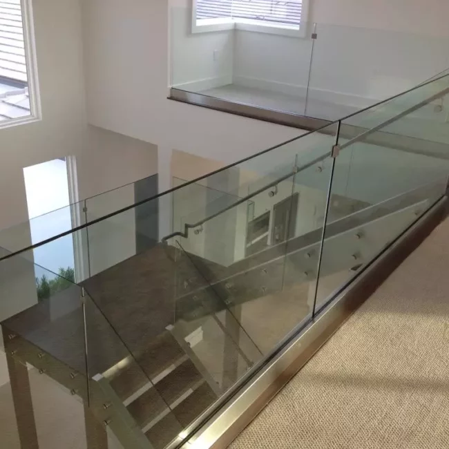 frameless glass railing system