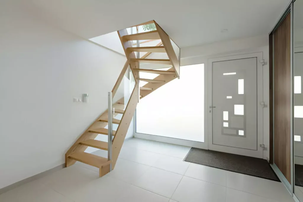 Compact staircase