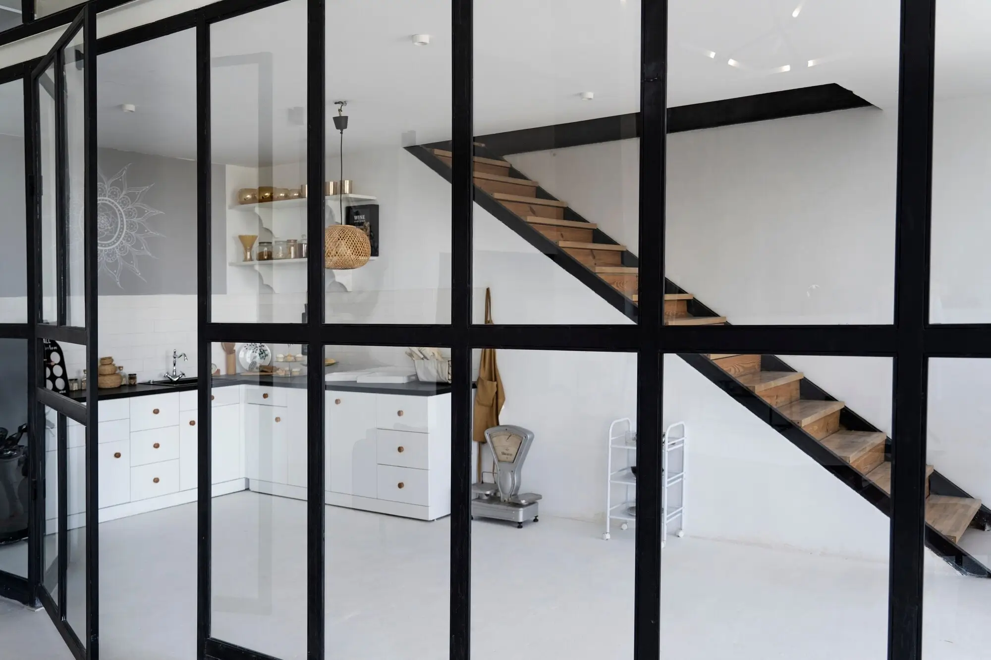 glass partition walls