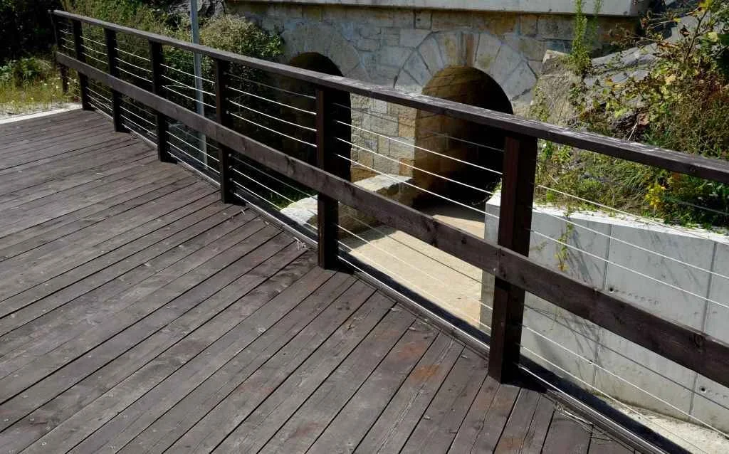 cable deck railing