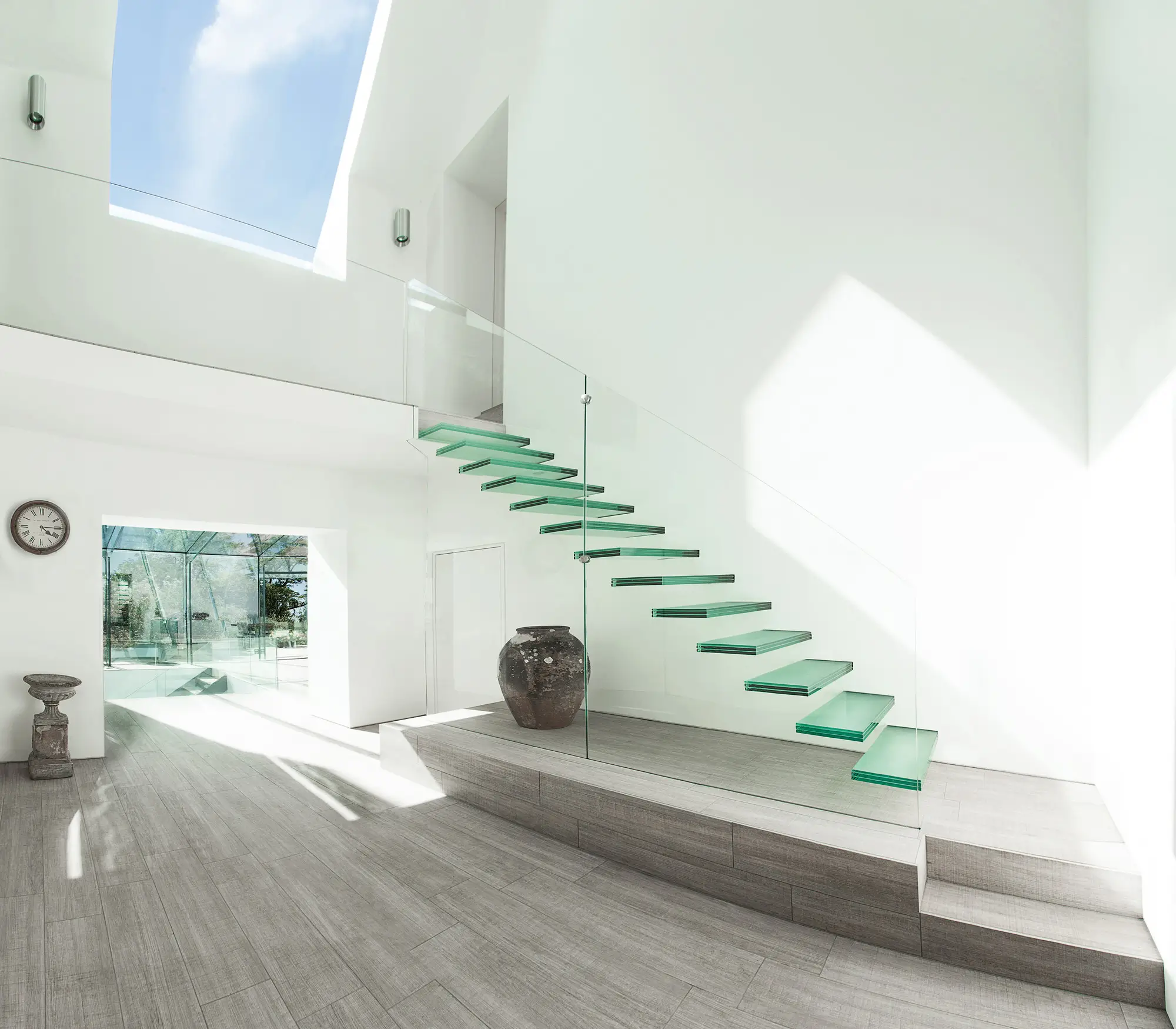 stairs for second floor