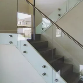glass handrail for stairs