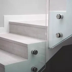 glass stair railing
